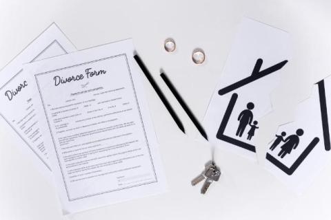 Critical Preparations Before You File for Divorceleg