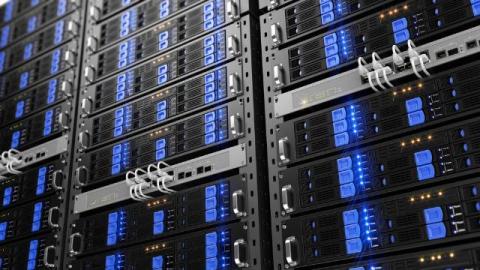 Economic and Technological Factors Behind Dedicated and Virtual Server Costs