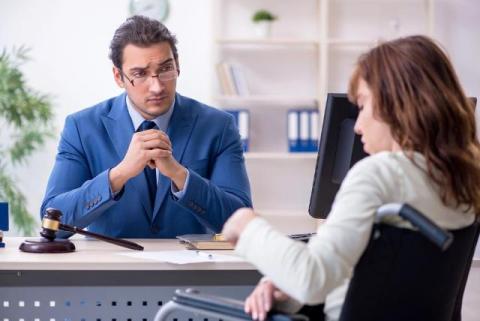 How Rockford Car Accident Lawyers Prove Fault After a Collision