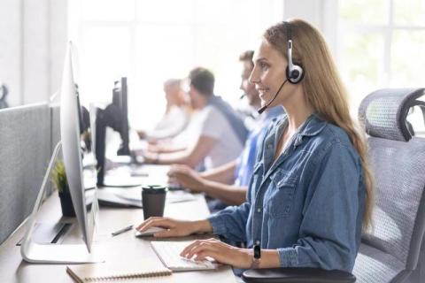 Customer Support Outsourcing Services: Scaling Business Efficiency with Expert Teams