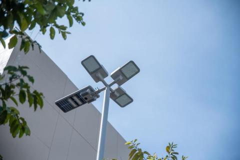 The Superior Long-Term Investment for Municipal Planners: Solar Street Lights or Traditional Systems?